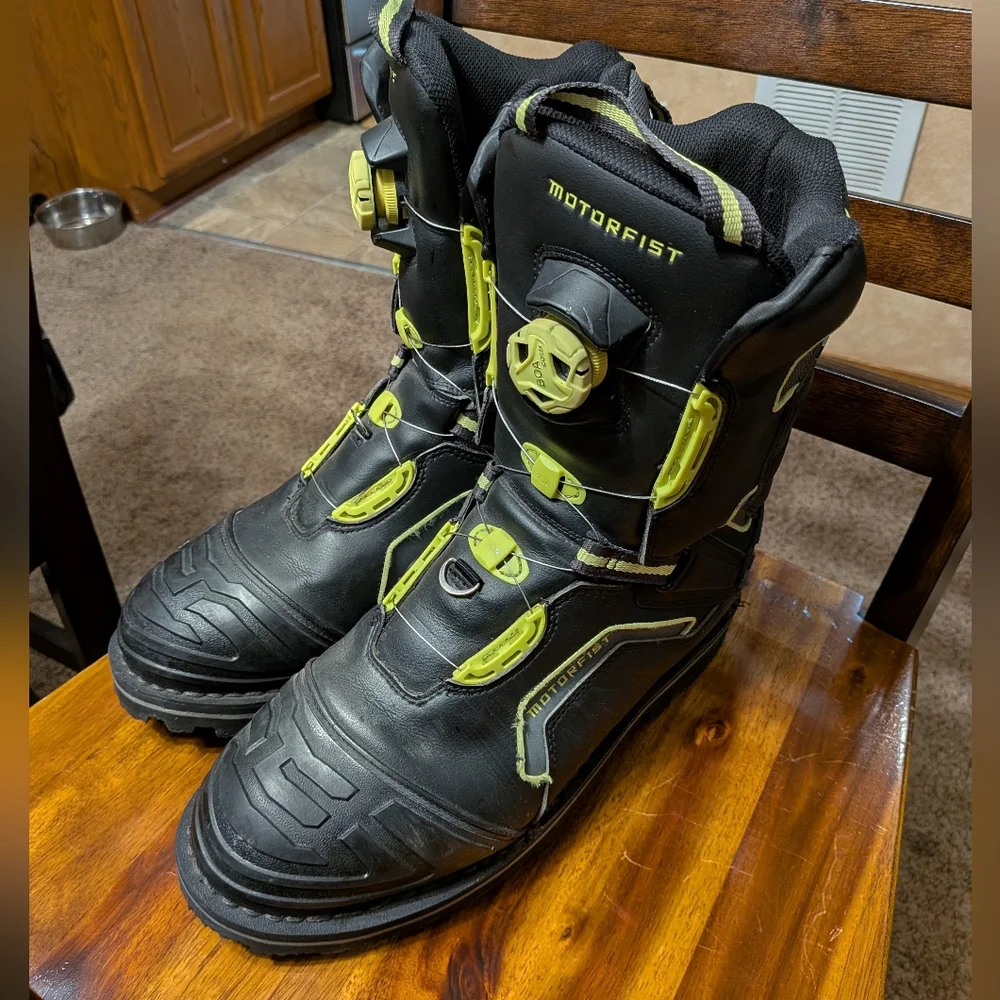 Motorfist Snowmobile Boots - Picture 1 of 4
